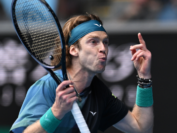 而马龙关键 而马龙关键